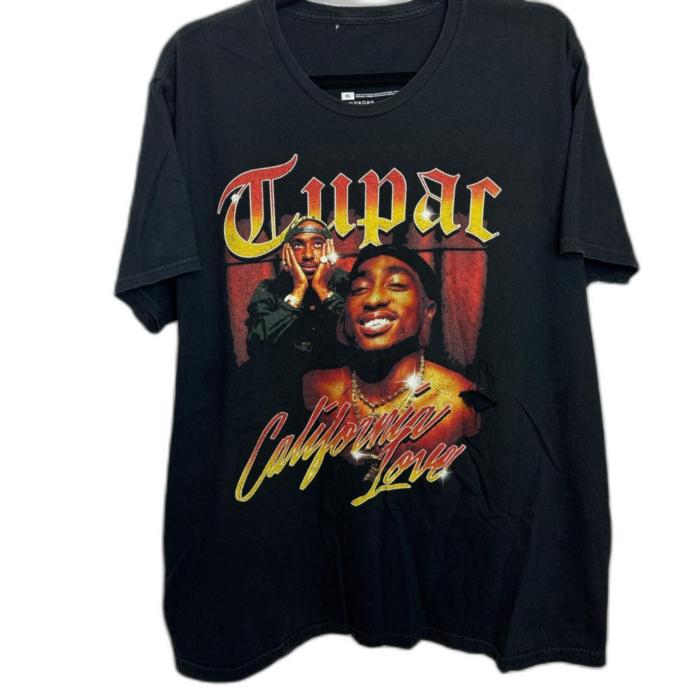 Tupac Men's XL BlackGrapic T-shirt Thrashed California Love